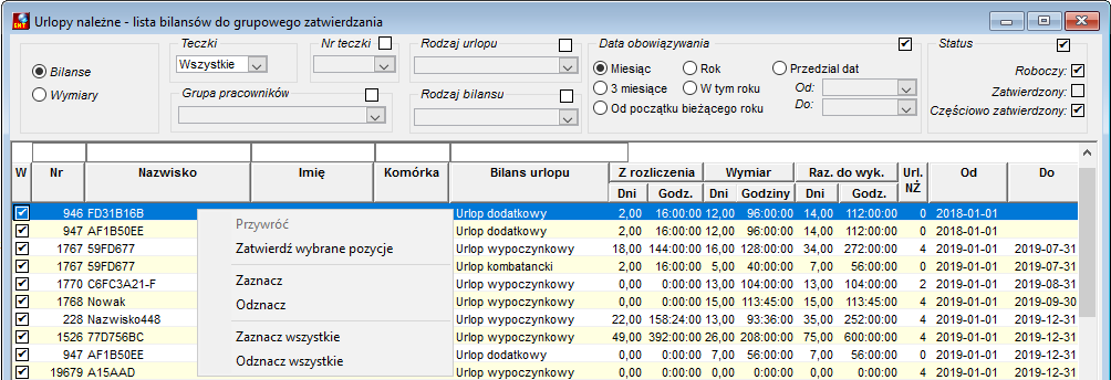 Okno grupowego zatwierdzania bilansów urlopów